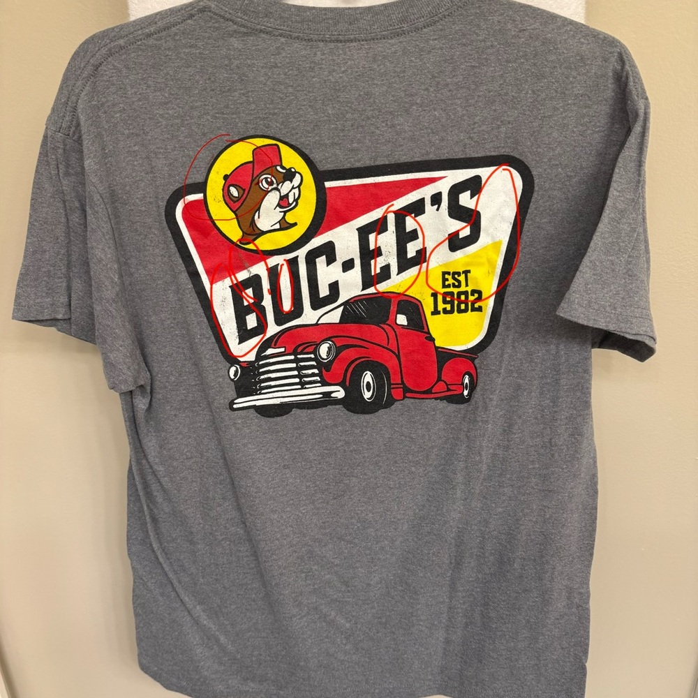 Buc-ee’s Gray T Shirt - Picture 2 of 7